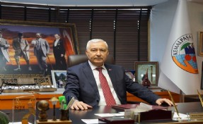 Başkan Türkmen'den 23 Nisan mesajı: 'Çocuklarımıza aydınlık bir gelecek bırakmalıyız'