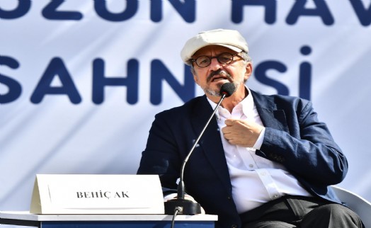 Behiç Ak: Çocuk dostu şehirlerde çocukları özgürleştirmeliyiz