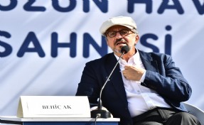 Behiç Ak: Çocuk dostu şehirlerde çocukları özgürleştirmeliyiz