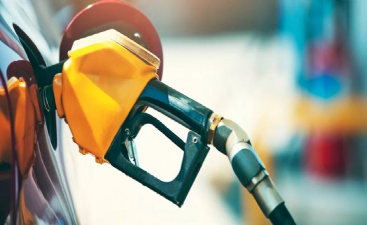 Benzine indirim!