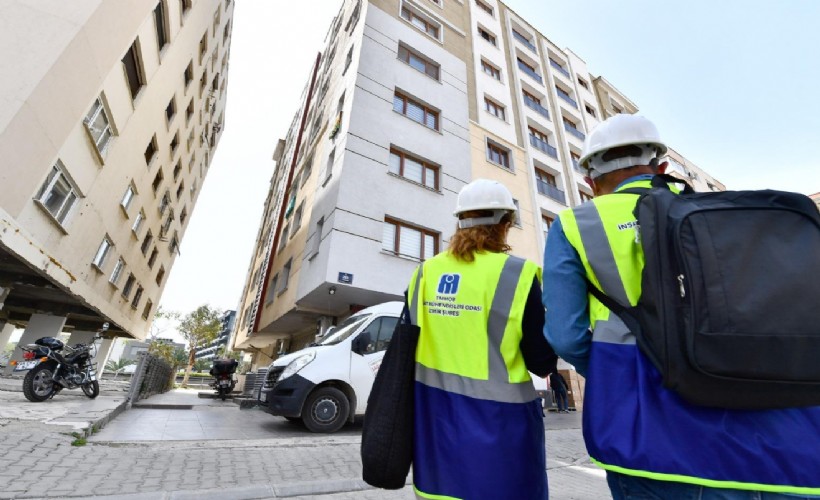 Bornova’da 2 bin 830 Bayraklı’da 1014 yapı için hayati karar