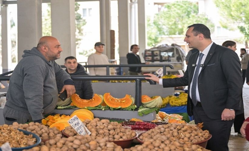 Bornova’da pazaryerleri daha konforlu hale geliyor