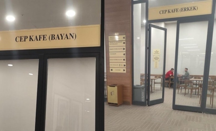 Bu da oldu: AK Partili başkan kafeleri 'bayan' - erkek olarak ayırdı!