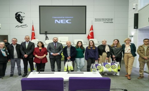 Buca’da üniversite öğrencilerine ücretsiz diyabet sensörü