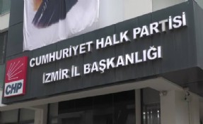 CHP İzmir'de flaş gelişme; İki ilçe başkanı görevden alındı