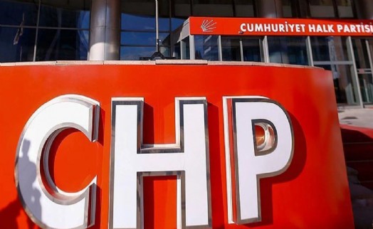 CHP Sol Kanat'tan 'kurultay salonu' tepkisi