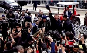 Özel, AK Parti'nin kalesinden seslendi: 'Dolduramadığınız yeri bugün biz doldurduk'