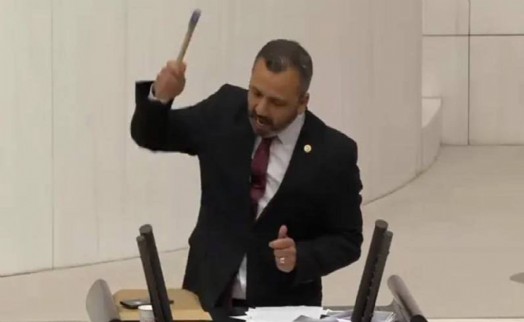 CHP'li vekile TBMM kürsüsüne zarar tazminatı!