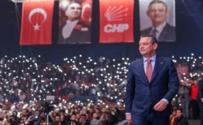 CHP lideri Özel’in tek aday olduğu kurultayda, yönetimde büyük değişiklik beklenmiyor