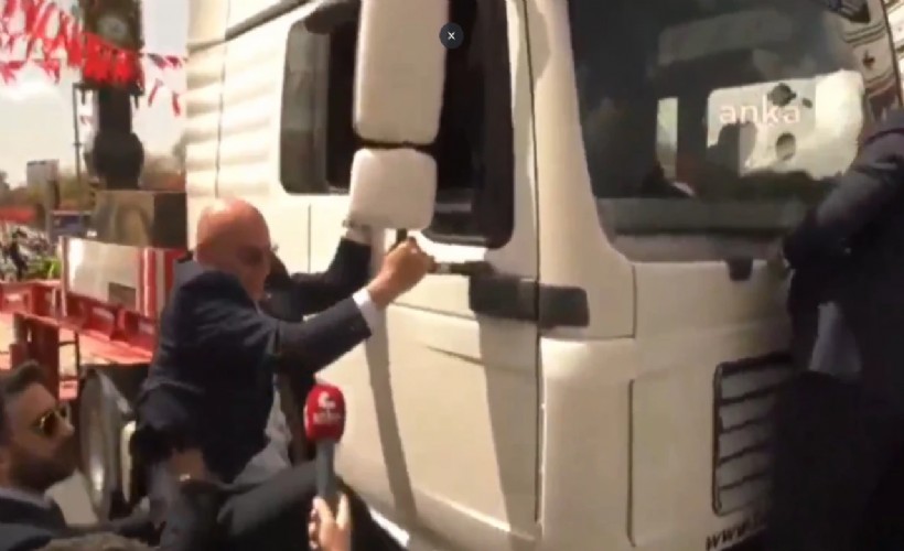 Aslanoğlu'ndan Tanal'ın o görüntüsüne tebessüm ettiren yorum