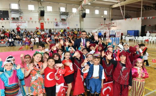 Çiğli’de çocuklar için eğlence dolu bayram şenliği