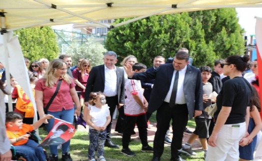 Çocuk Belediyesi’nde bayram neşesi:  Seferihisar’da 23 Nisan coşkusu