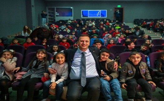 Bornova’da kitaplarla dolu renkli bir gün