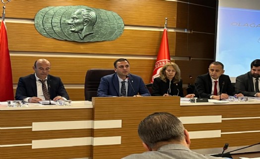 Eşki’den ‘FETÖ projesi’ benzetmesine tepki: ‘Herkes el pençe divanken…’
