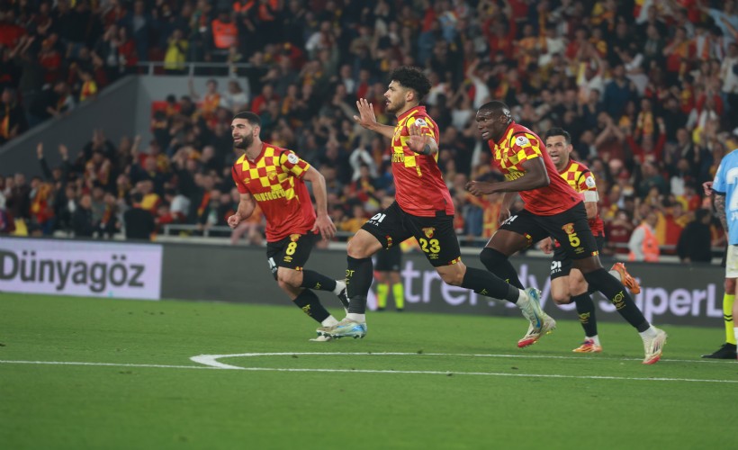 Göztepe, Başakşehir'i dört golle geçti...
