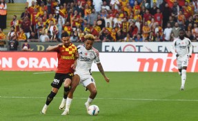 Göztepe evinde çıkış peşinde