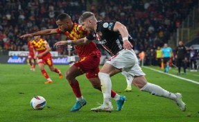 Göztepe, puanı 90'da kaptı!