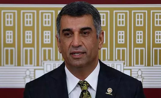 Gürsel Erol'dan Meclis'te AK Parti'li vekillere protesto: 5 dakika konuşmadı