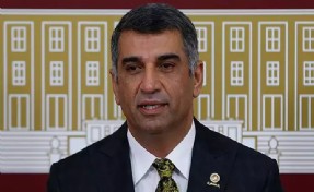 Gürsel Erol'dan Meclis'te AK Parti'li vekillere protesto: 5 dakika konuşmadı