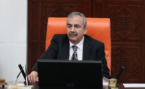Hastaneden açıklama geldi: Sırrı Süreyya Önder'in sağlık durumuna ilişkin detaylar