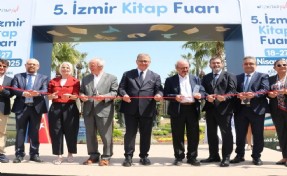 İZKİTAPFEST kapılarını Kültürpark’ta açtı: En büyük kitap fuarı İzmir'de
