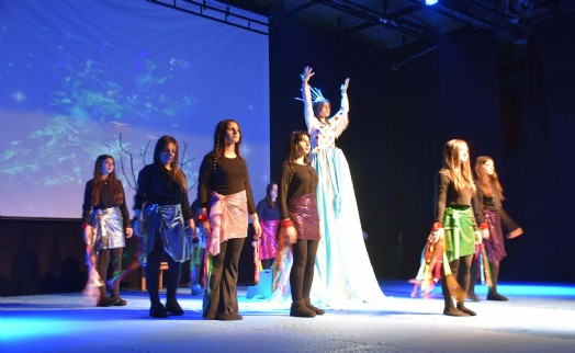 Türk dünyası öğrencileri, İzmir'de buluştu