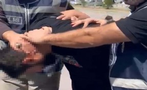 İzmir'de 5 ayrı suçtan 46 yıl hapisle aranan hükümlü yakalandı