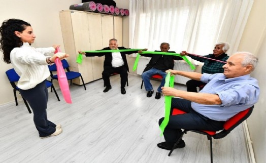 Güzelbahçe Sağlıklı Yaş Alma Merkezi kapılarını açtı