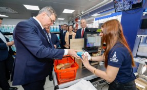 İzmir’de yeni nesil sosyal dayanışma marketi: İZMAR