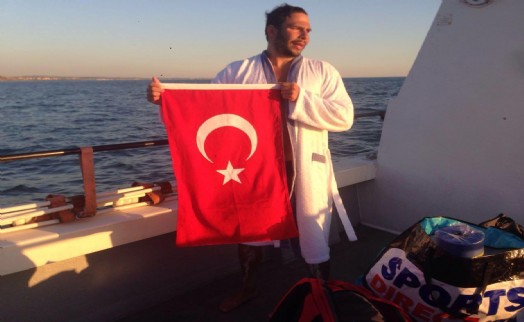 İzmir’in gururu 'Okyanusların Fatihi' Emre