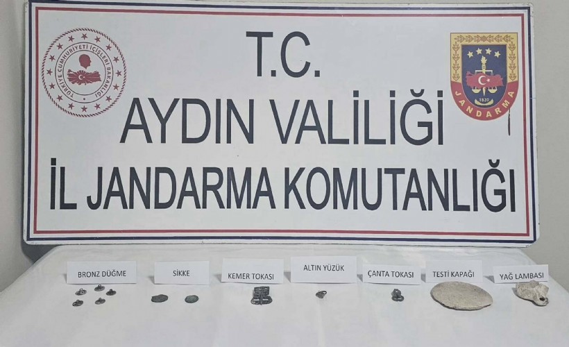 Kaçak kazıda çıkan objeleri satmak için müşteri arayan 4 şüpheli yakalandı