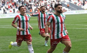 Karşıyaka finale çok yakın