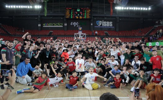 Karşıyaka potada gençlerde yarı finalde