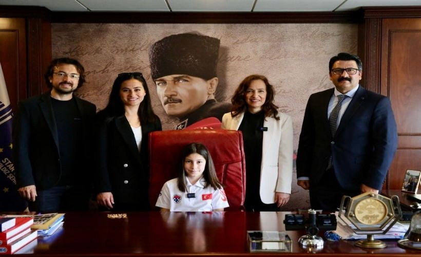 Karşıyaka’da yer gök bayram coşkusuyla renklendi! Atatürk’ün çocukları 23 Nisan’ı gururla kutladı