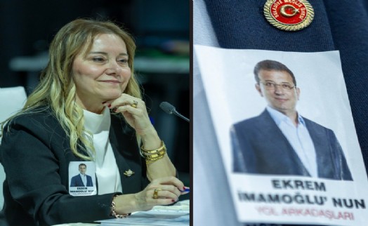 Konak Meclisi’nde İmamoğlu damgası: Yakalarında fotoğrafla katıldılar!