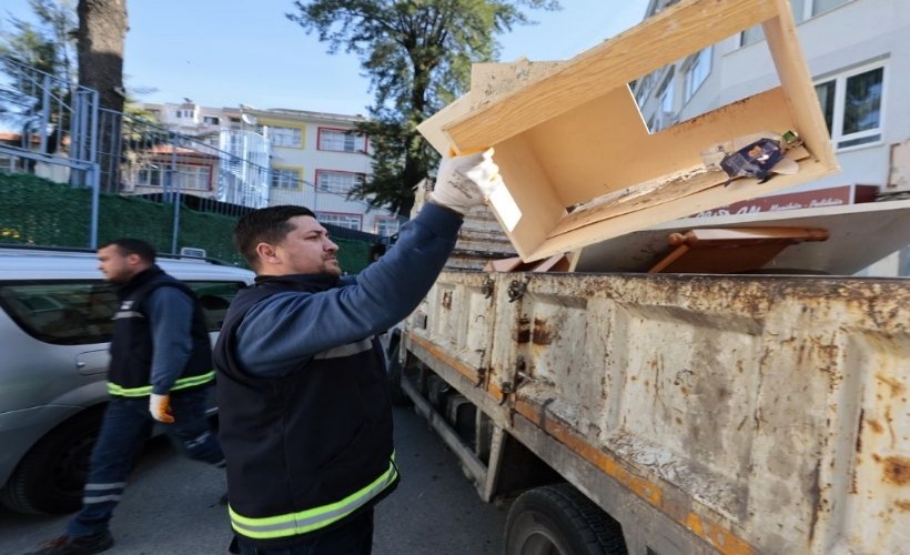 Mutlu'dan duyarlılık çağrısı: Konak’ta mobilya atıkları ücretsiz toplanıyor