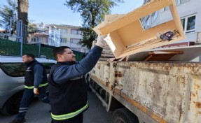 Mutlu'dan duyarlılık çağrısı: Konak’ta mobilya atıkları ücretsiz toplanıyor