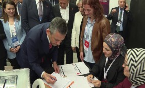 Kurultay'da oylama sona erdi: Sayım başladı!