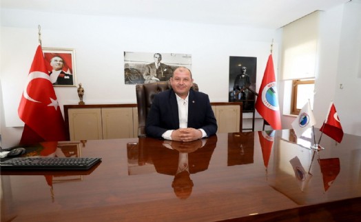 Menderes Belediye Başkanı İlkay Çiçek'ten 1 yıl raporu