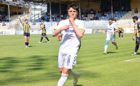 Menemen FK'da Play-Off sevinci