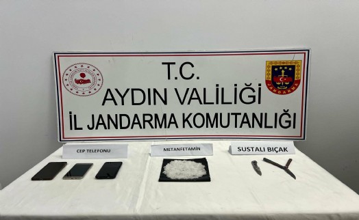 Otomobille uyuşturucu sevkiyatına 3 tutuklama