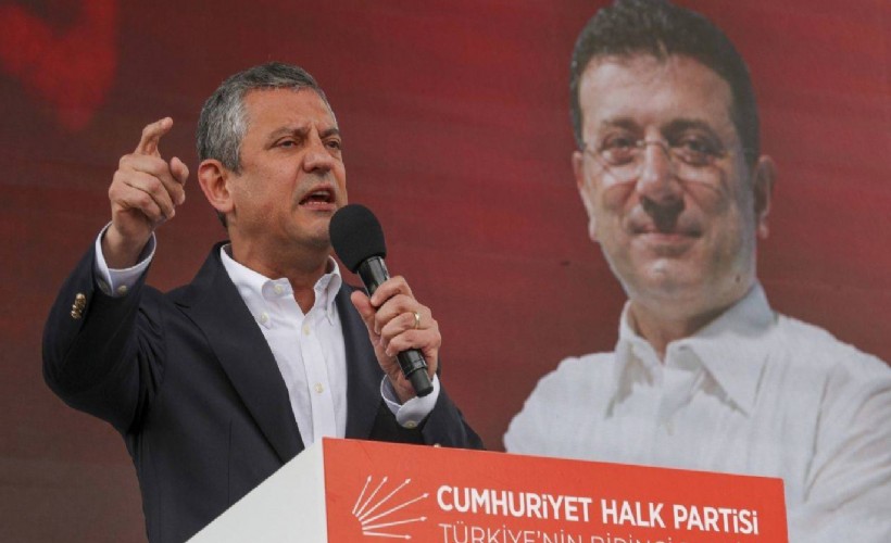Özgür Özel, programlarını iptal edip İstanbul'a geliyor: İmamoğlu'nu ziyaret edecek