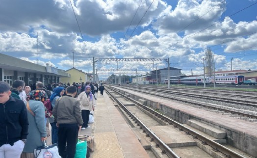 Tavşanlı Tren Garı'nda tatil dönüşü yoğunluğu