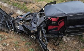 Tavşanlı'da sulama kanalına düşen otomobilin sürücüsü yaralandı