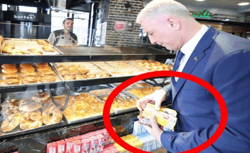 Ticaret Bakanı muzlu süt alarak boykotu deldi