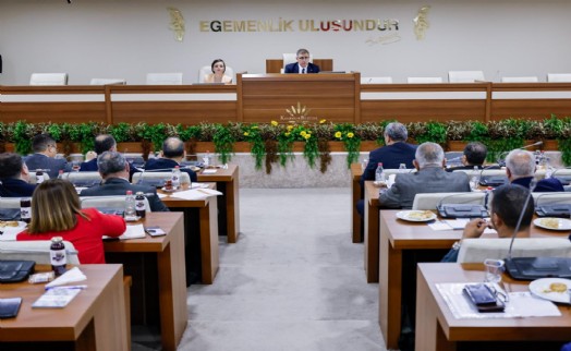 Tugay'dan Bakanlığa Karabağlar için kentsel dönüşüm çağrısı: Çözüm için birlikte çalışalım