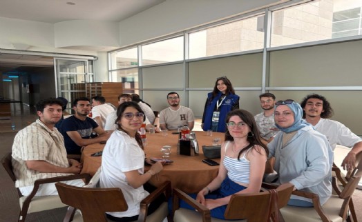 'Anneden Evlada Bir Dokunuş' projesiyle gurbet ve evlat hasretini bir sofrada dindirdiler