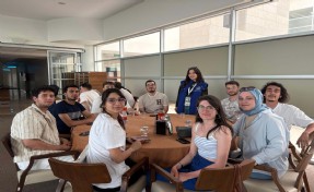 'Anneden Evlada Bir Dokunuş' projesiyle gurbet ve evlat hasretini bir sofrada dindirdiler