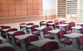 'Hayalet' sınıflar patladı: Yüzlerce kişinin diploması iptal edildi
