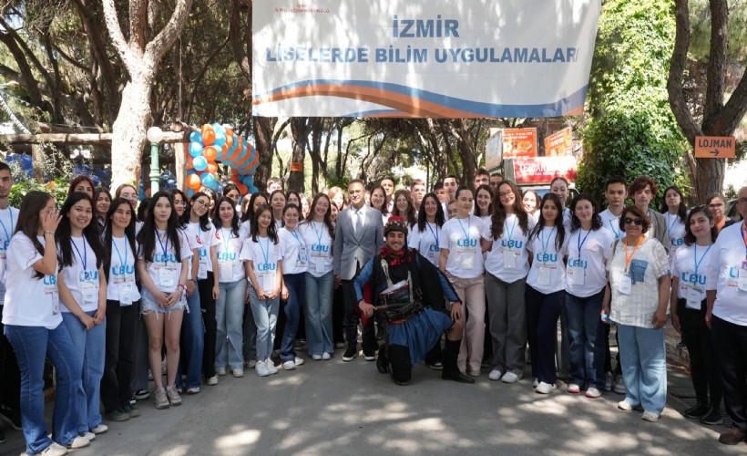 'Liselerde Bilim Uygulamaları' programıyla öğrenciler projelerini sergiledi